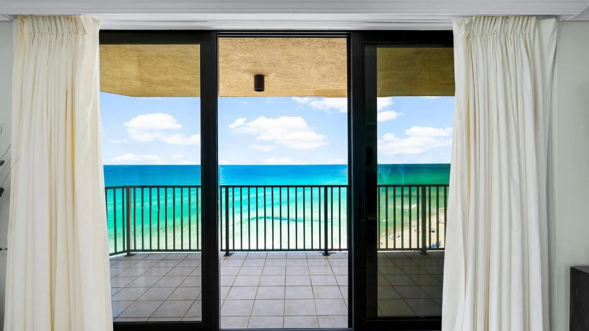 Summerhouse Beach Resort By Panhandle Getaways Panama City Beach